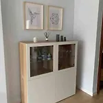 Apartamento Piso Recien Reformado, Comodo Y Muy Luminoso.